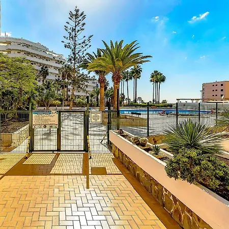 Apartment 217 Elegant Vina Del Mar Pool View, Parking, Ac *